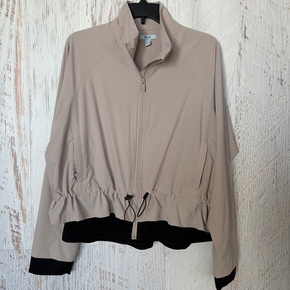 FLX XL Women Zip up Drawstring Waist Peplum Lightweight Jacket Tan Black Pocket